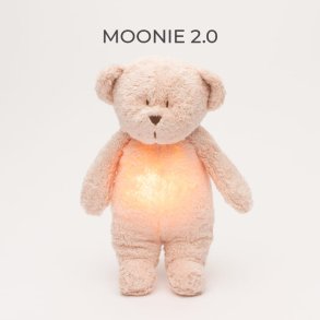 Moonie 2.0 - Krammedyr med melodi og lys - organisk rose bear